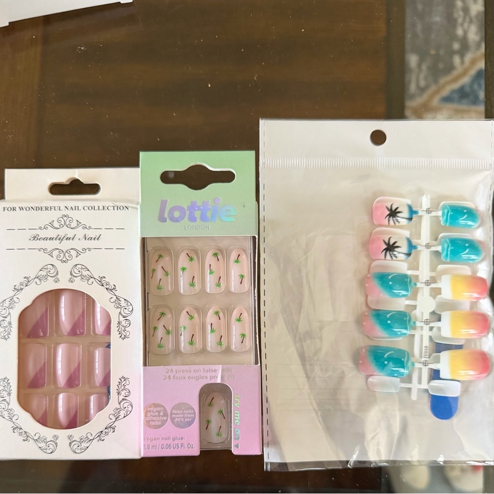 🎅🏻SALE Press on Nails 3 sets -Palm Tree Nail Set - Pink and Green and pink